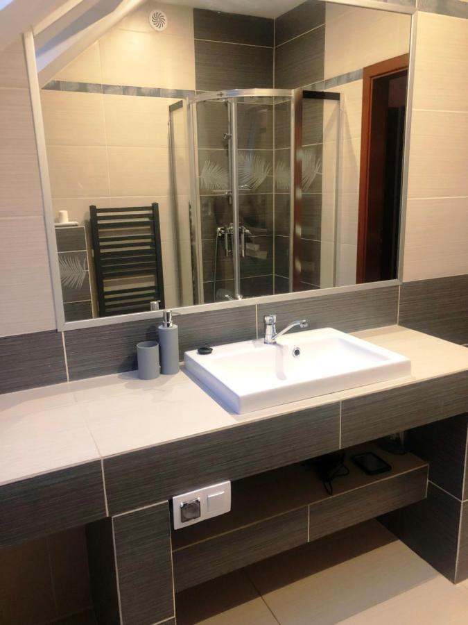 Dom Na Wzgorzu Z Pieknymi Widokami. Miejsce Tropie Villa Bagian luar foto